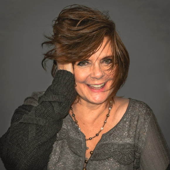 Meet your Posher, Renee - Picture 1 of 1